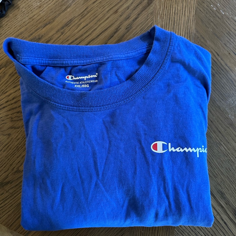 XXL MENS CHAMPION SHIRT